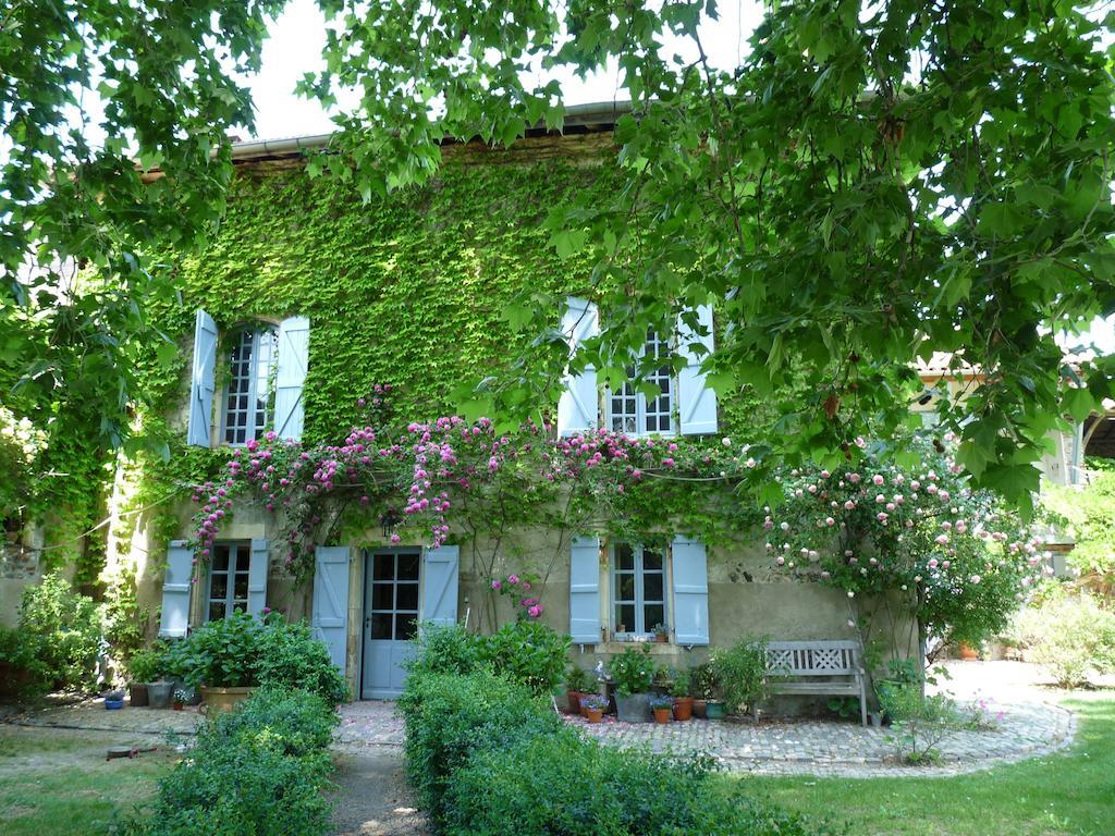 Chambres D'Hotes Les Pesques Palaminy Exterior foto